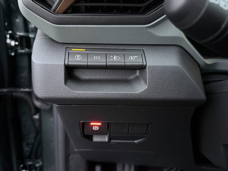 Dacia Duster MILD HYBRID 130 4X2 EXTREME Pack Techno / Pack City / Pack Cold