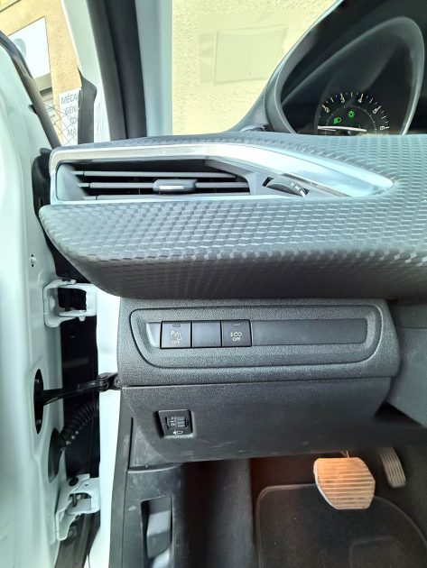 PEUGEOT 208 1.2 PURETECH 110  EAT6 ALLURE BUSINESS - FAIBLE KM - ENTRETIEN COMPLET  (234E/mois)