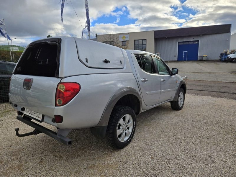 MITSUBISHI L200 2.5 TD 4X4 PICKUP DOUBLE CABINE 115CV 2010