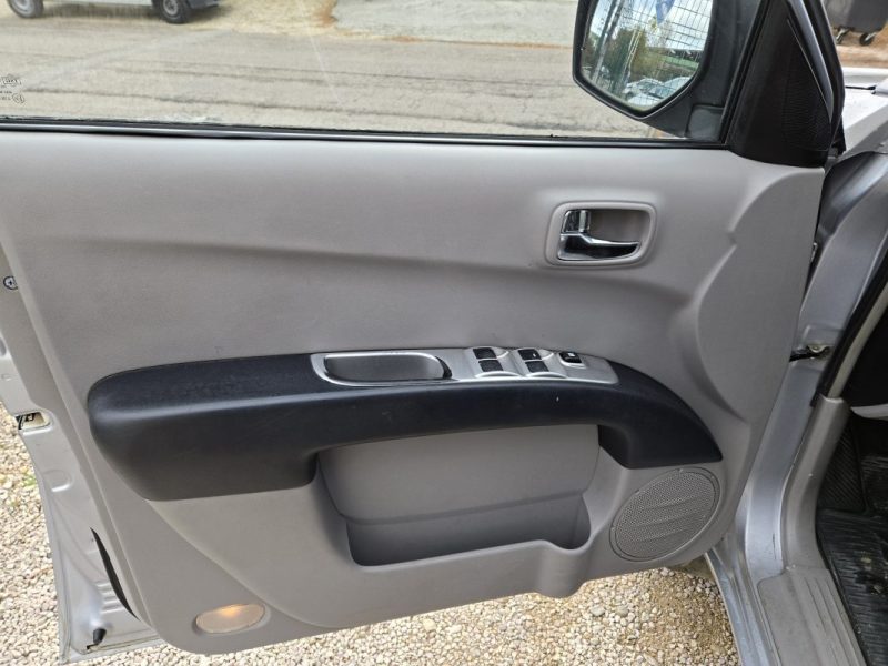 MITSUBISHI L200 2.5 TD 4X4 PICKUP DOUBLE CABINE 115CV 2010