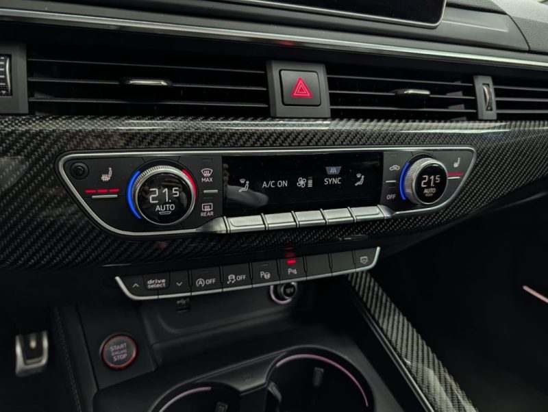 AUDI RS4 AVANT 2.9 TFSI 450 CH V6 TURBO QUATTRO 