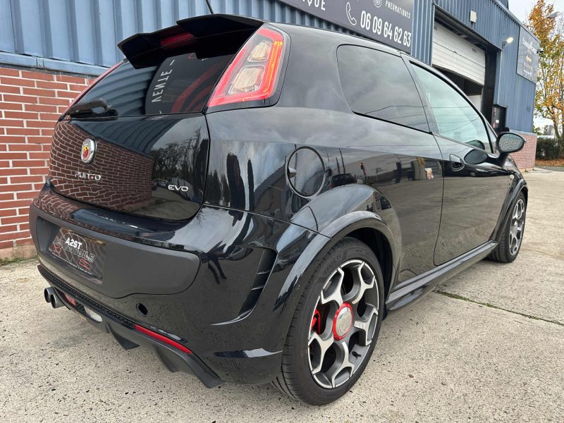 FIAT PUNTO ABARTH 1.4I - 16V TURBO MULTIAIR 2011