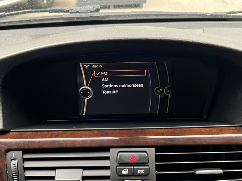 BMW SERIE 3 COUPE E92 PHASE 2 LCI 325D 3.0 6 CYLINDRES 204 BOITE AUTO TOIT OUVRANT - Garantie 1 an