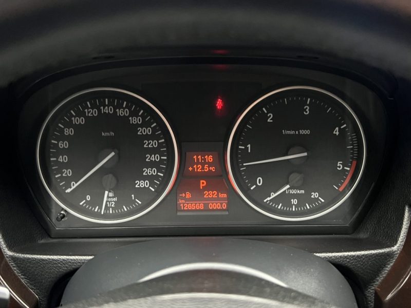 BMW SERIE 3 COUPE E92 PHASE 2 LCI 325D 3.0 6 CYLINDRES 204 BOITE AUTO TOIT OUVRANT - Garantie 1 an