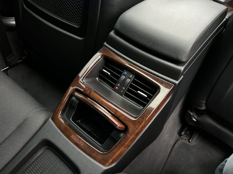 BMW SERIE 3 COUPE E92 PHASE 2 LCI 325D 3.0 6 CYLINDRES 204 BOITE AUTO TOIT OUVRANT - Garantie 1 an