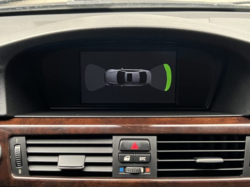 BMW SERIE 3 COUPE E92 PHASE 2 LCI 325D 3.0 6 CYLINDRES 204 BOITE AUTO TOIT OUVRANT - Garantie 1 an