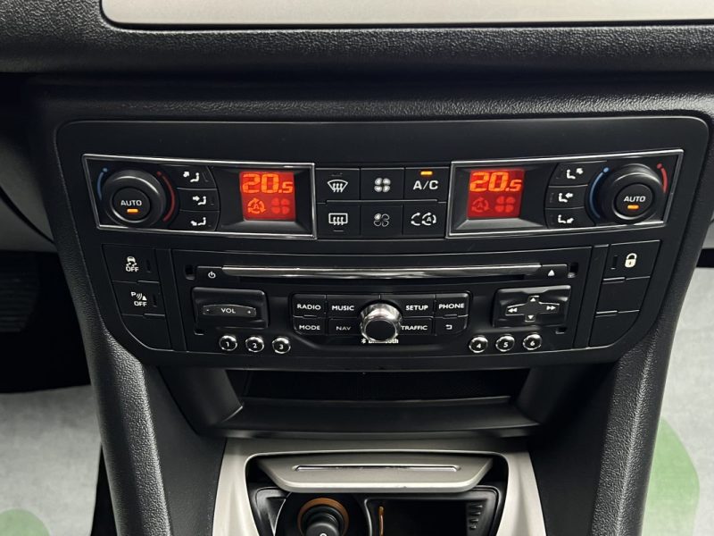 CITROEN C5 II PHASE 2 SW / BREAK 1.6 HDI 115 Cv ECRAN GPS / CRIT AIR 2 - GARANTIE 1 AN