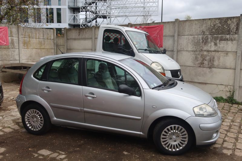 CITROEN C3 1.6I 16V EXCLUSIVE SENSODRIVE 2002