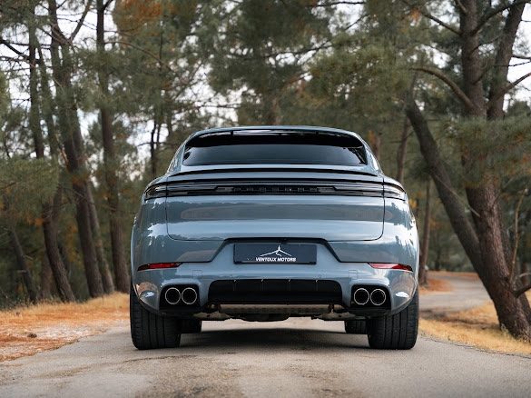 PORSCHE CAYENNE 3.0 V6 E-HYBRID COUPE PORSCHE APPROUVED