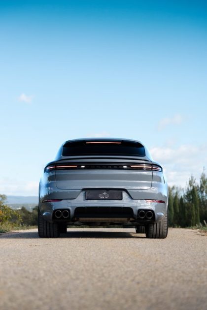 PORSCHE CAYENNE 3.0 V6 E-HYBRID COUPE 