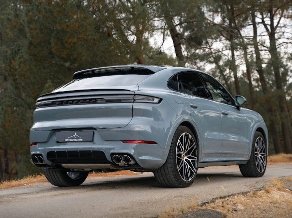 PORSCHE CAYENNE 3.0 V6 E-HYBRID COUPE PORSCHE APPROUVED