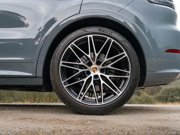 PORSCHE CAYENNE 3.0 V6 E-HYBRID COUPE PORSCHE APPROUVED