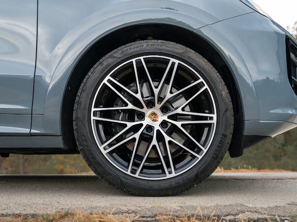 PORSCHE CAYENNE 3.0 V6 E-HYBRID COUPE PORSCHE APPROUVED