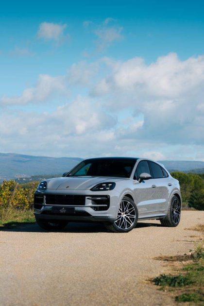PORSCHE CAYENNE 3.0 V6 E-HYBRID COUPE 