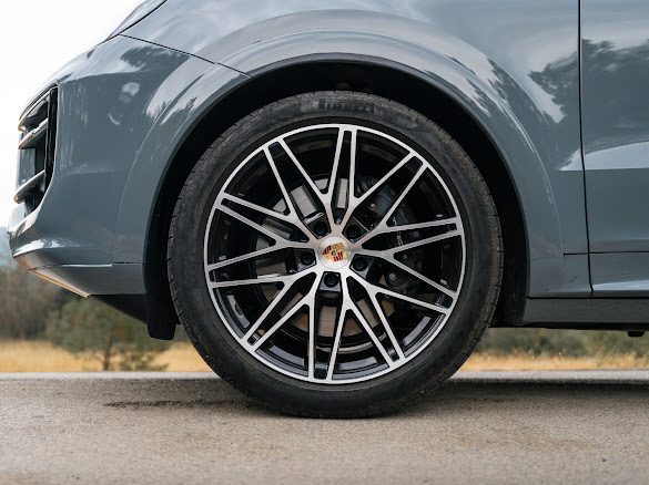 PORSCHE CAYENNE 3.0 V6 E-HYBRID COUPE PORSCHE APPROUVED