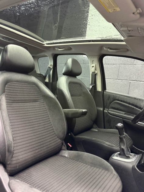CITROEN C3II PICASSO 1.6 HDI 90 EXCLUSIVE BLACK PACK