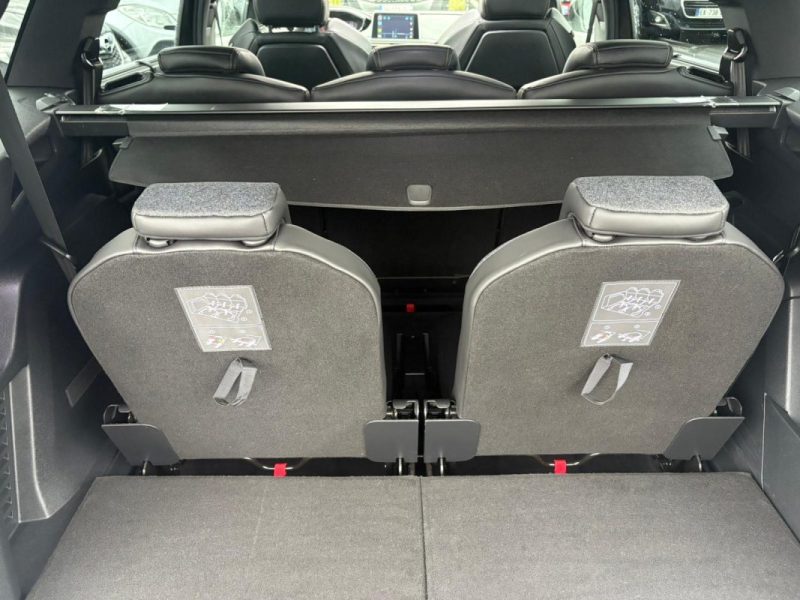 PEUGEOT 5008 II 1.5 BLUEHDI 130 Ch GTLine 🚗 - Toit ouvrant 🌞- Apple Car play 📱 - Garantie 6 mois 