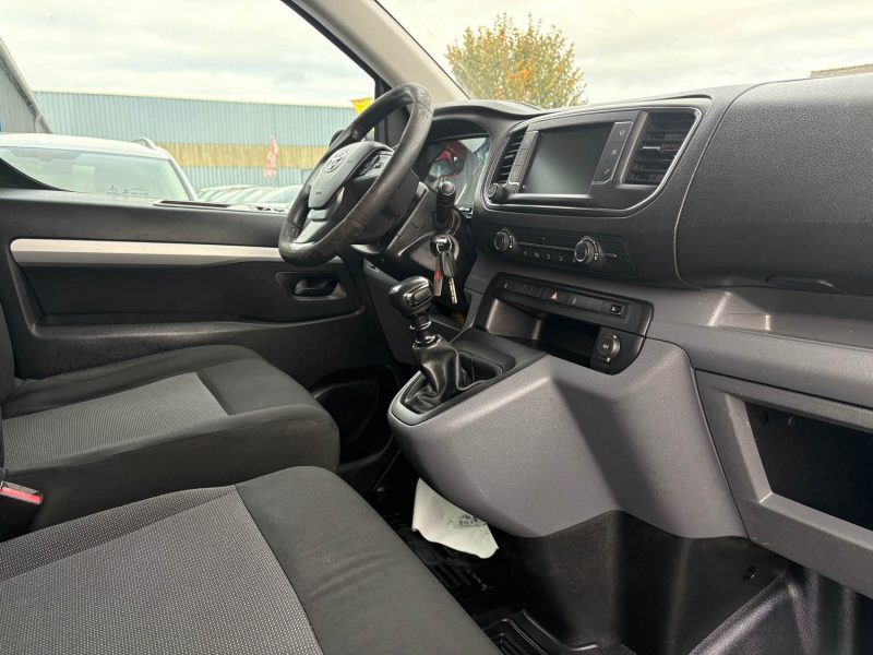 TOYOTA PROACE 2.0 D-4D 120 LONG ACTIVE 2017