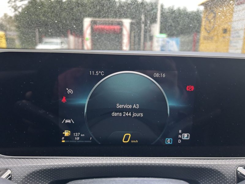 MERCEDES-BENZ CLASSE A 180 D 7 G-DCT / Garantie / Suivi entretiens