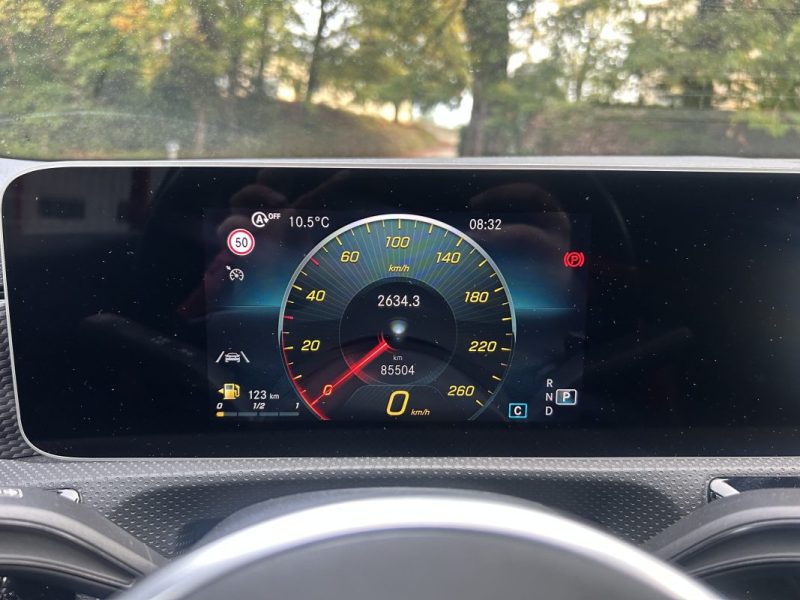 MERCEDES-BENZ CLASSE A 180 D 7 G-DCT / Garantie / Suivi entretiens