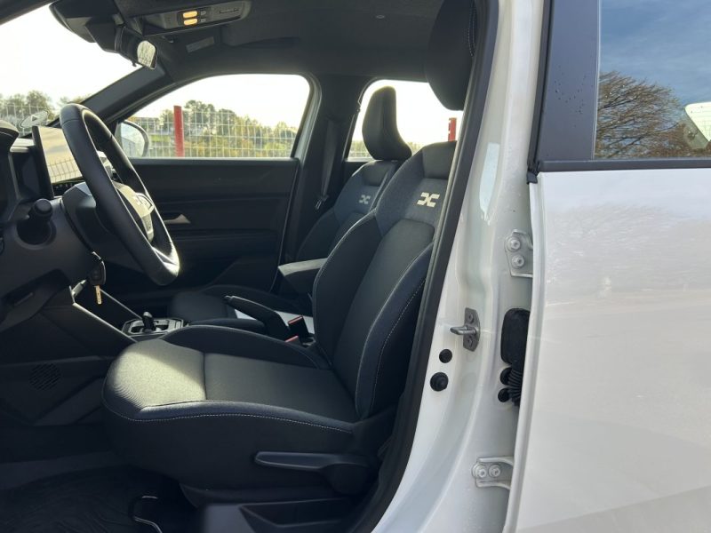 DACIA  DUSTER 1.6 Hybrid Journey 140Ch / Garantie Constructeur 