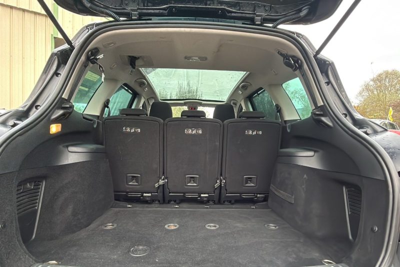 PEUGEOT 308 1.6 E-HDI112 FAP FAMILLY BVM6