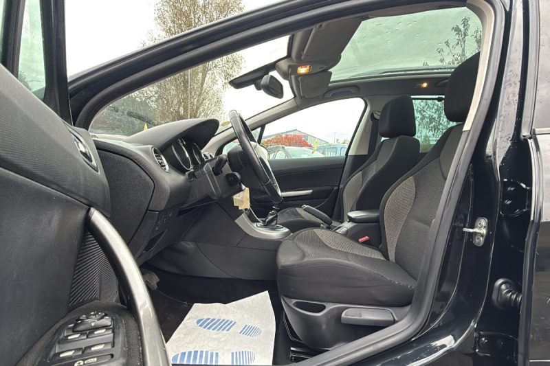 PEUGEOT 308 1.6 E-HDI112 FAP FAMILLY BVM6