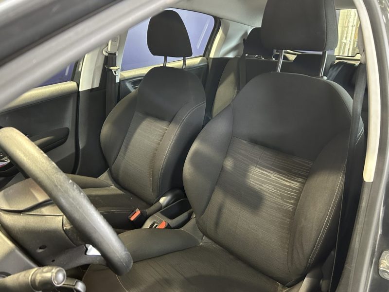 PEUGEOT 208 1.4 HDI FAP ALLURE 5P DISTRIBUTION OK