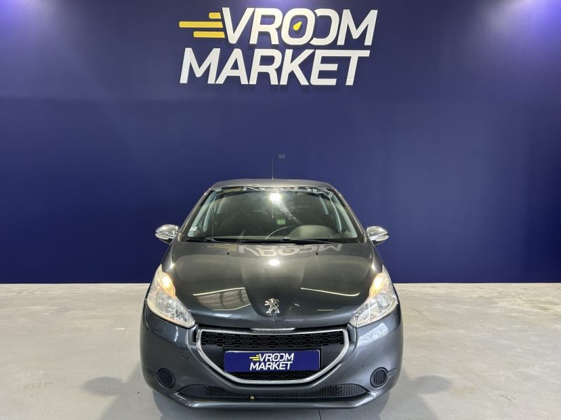 PEUGEOT 208 1.4 HDI FAP ALLURE 5P DISTRIBUTION OK