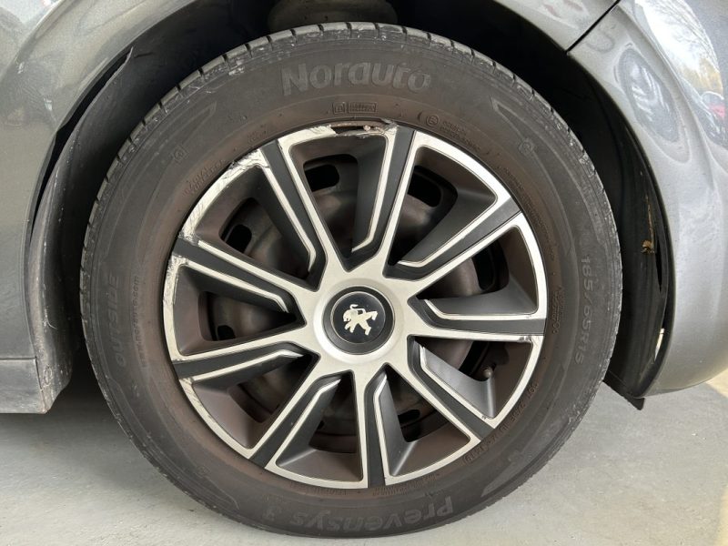 PEUGEOT 208 1.4 HDI FAP ALLURE 5P DISTRIBUTION OK