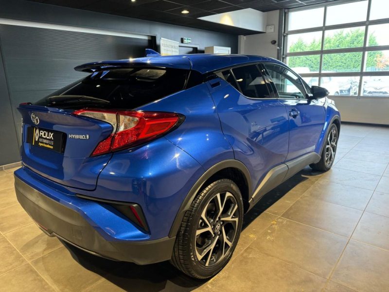 TOYOTA C-HR 122H DYNAMIC 2WD E-CVT RC18 2018