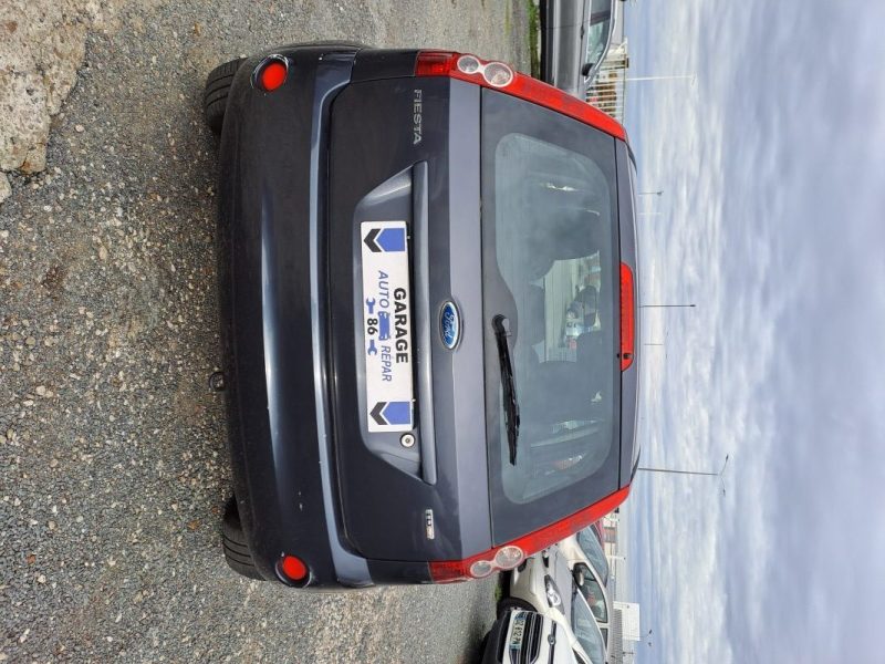 FORD FIESTA 1400 TDCI AMBIENTE 2007