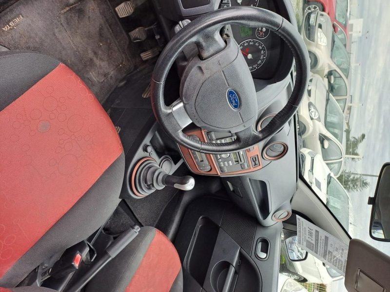 FORD FIESTA 1400 TDCI AMBIENTE 2007