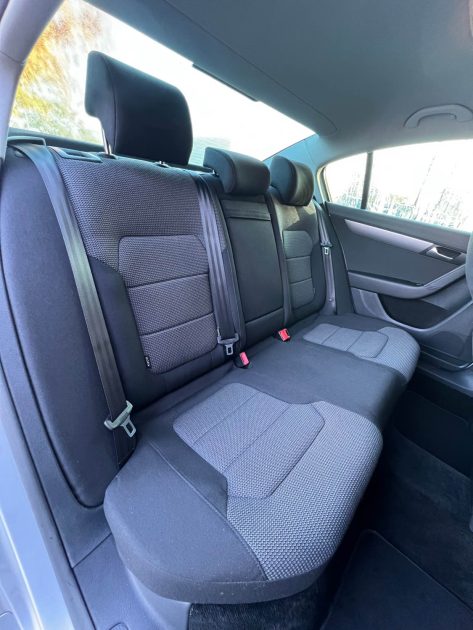 VOLKSWAGEN PASSAT 1.6 TDI 105CH CR DESIGN EDITION  2013