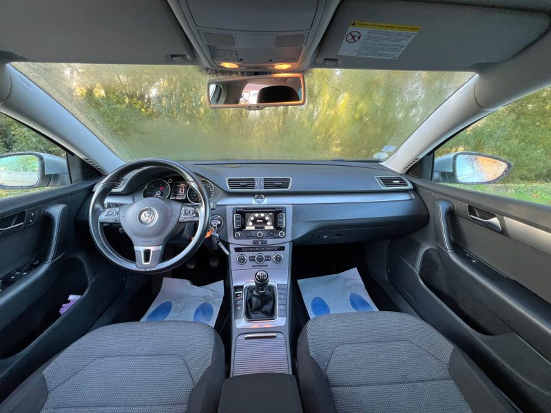 VOLKSWAGEN PASSAT 1.6 TDI 105CH CR DESIGN EDITION  2013