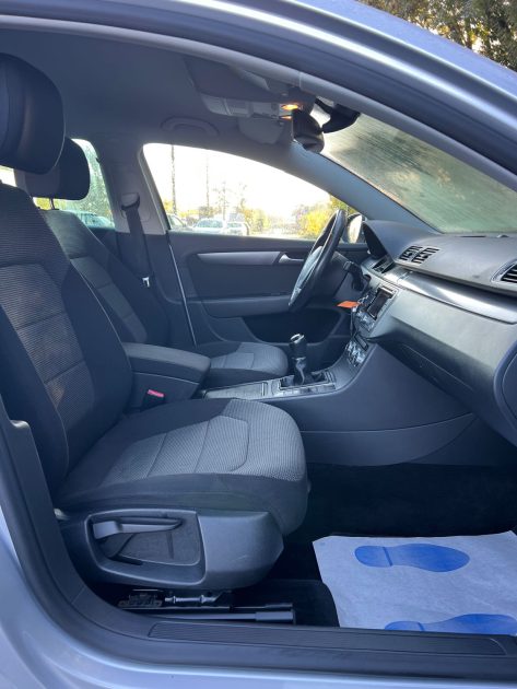 VOLKSWAGEN PASSAT 1.6 TDI 105CH CR DESIGN EDITION  2013