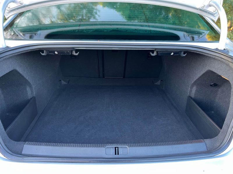 VOLKSWAGEN PASSAT 1.6 TDI 105CH CR DESIGN EDITION  2013