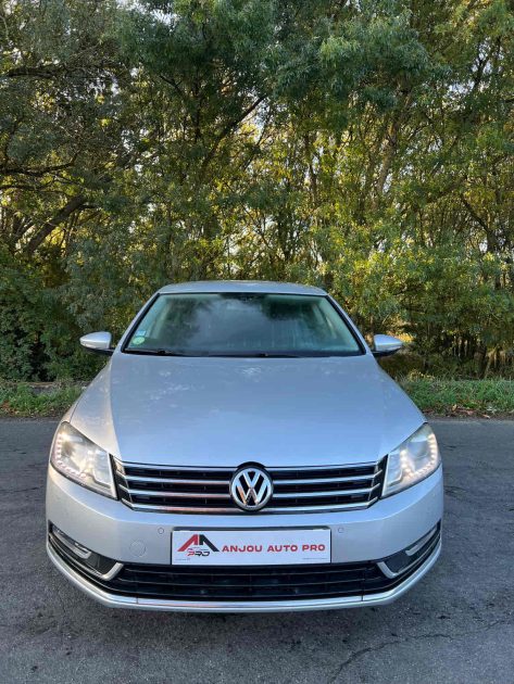 VOLKSWAGEN PASSAT 1.6 TDI 105CH CR DESIGN EDITION  2013