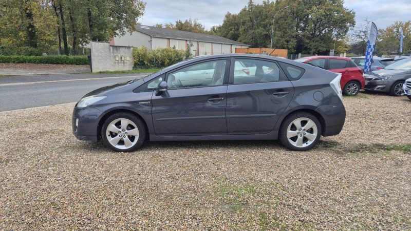 TOYOTA PRIUS 136H ACTIVE 2009