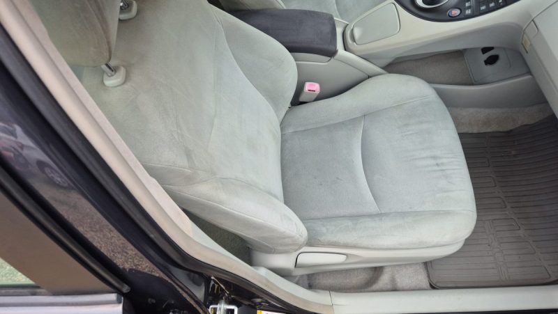 TOYOTA PRIUS 136H ACTIVE 2009