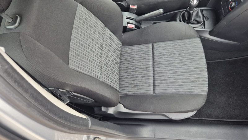 PEUGEOT 207 1.4 HDI 68 CH CONFORT 2009