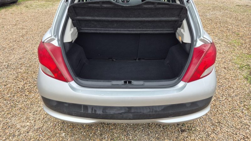 PEUGEOT 207 1.4 HDI 68 CH CONFORT 2009