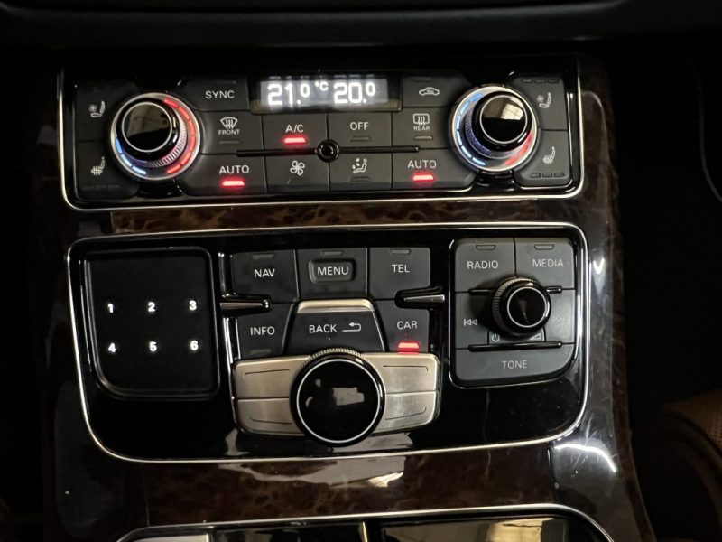 AUDI A8 3.0 V6 TDI 258CH - BVA - QUATTRO - AVUS - STANDING - AFFICHAGE TETE HAUTE - AUDIO BOSE  -