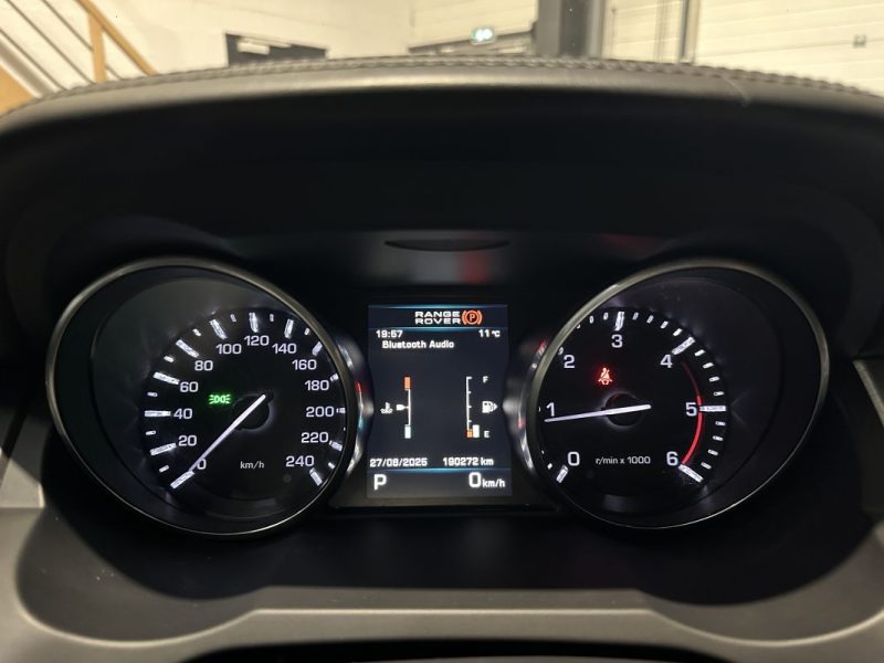 LAND ROVER RANGE ROVER EVOQUE 2.2 Td4 150ch BVA PRESTIGE - TOIT PANO / CAMERA / MERIDIAN