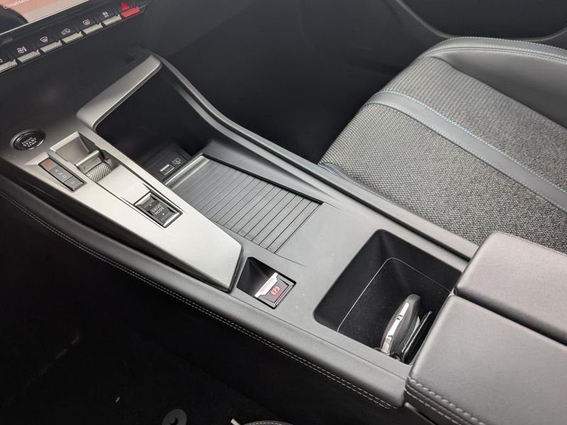 Peugeot 308 1.5 BlueHDi S&S - 130 BV EAT8 III BERLINE Allure