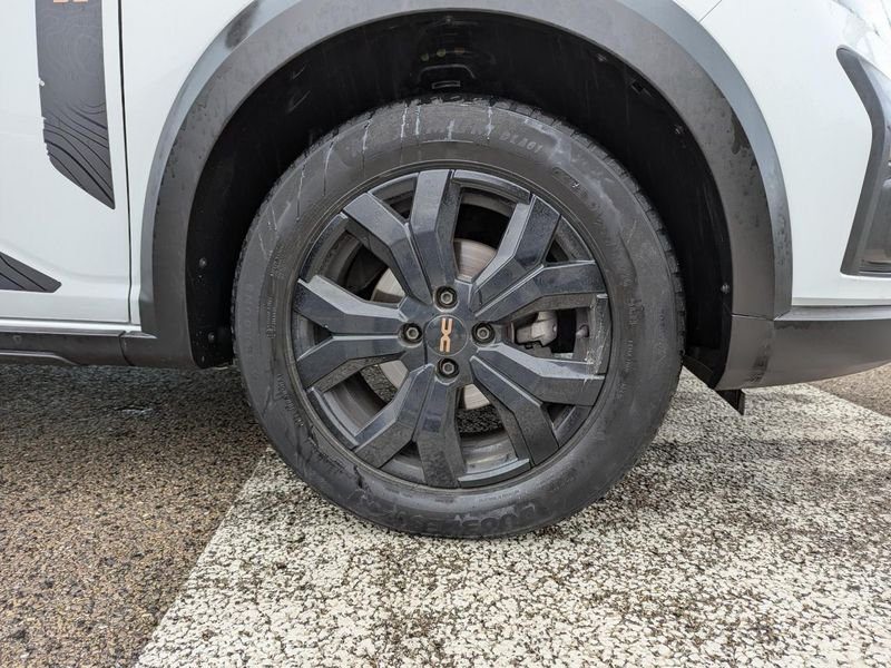 Dacia Sandero 1.0 TCe - 90 BV CVT 24 III BERLINE Stepway Extrême