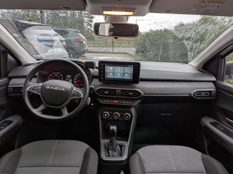 Dacia Sandero 1.0 TCe - 90 BV CVT 24 III BERLINE Stepway Extrême