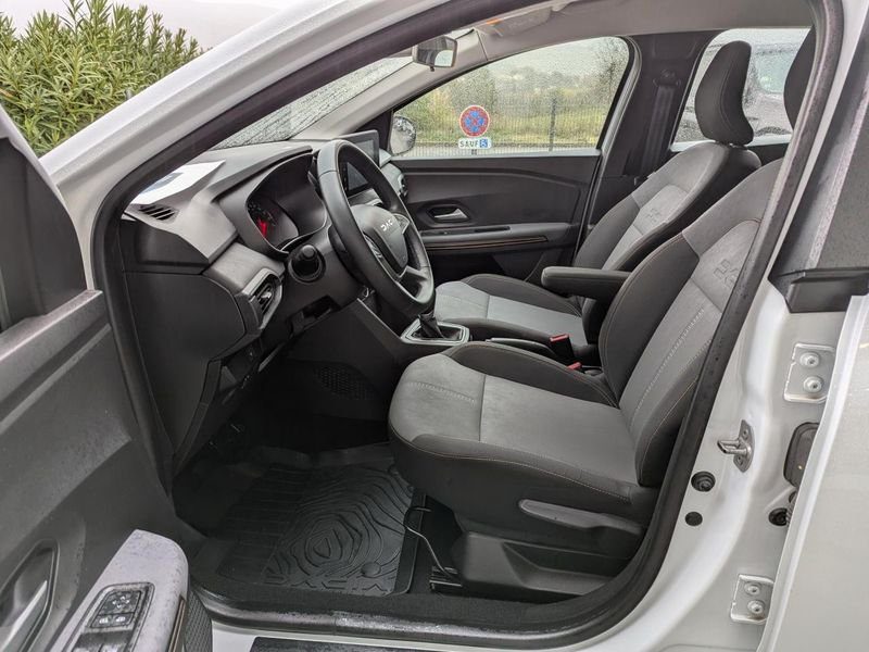 Dacia Sandero 1.0 TCe - 90 BV CVT 24 III BERLINE Stepway Extrême