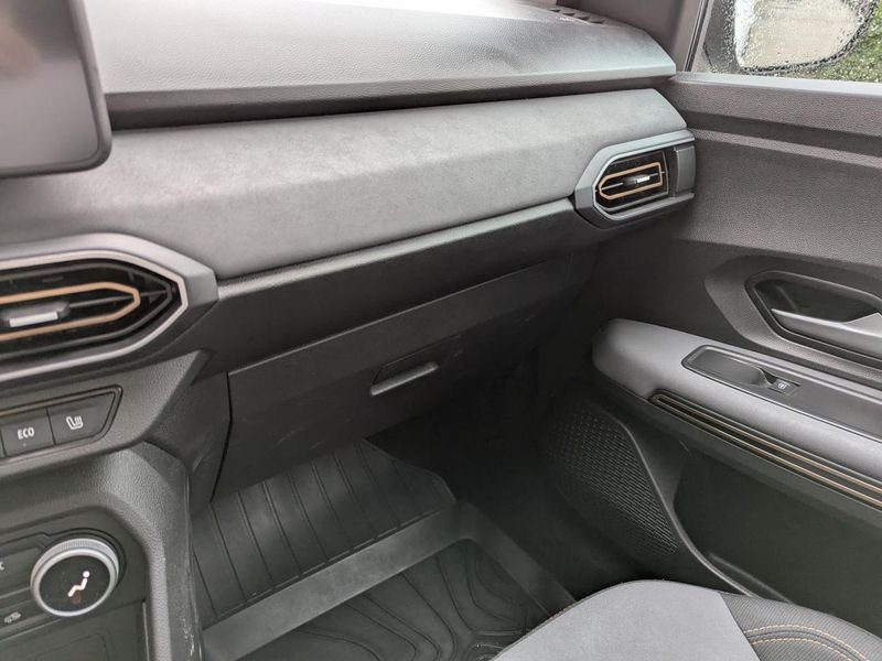 Dacia Sandero 1.0 TCe - 90 BV CVT 24 III BERLINE Stepway Extrême