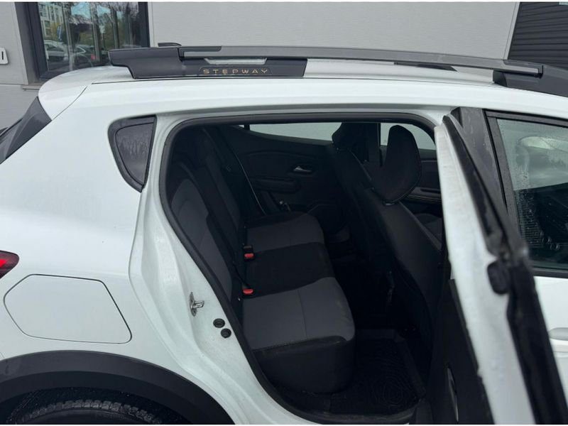 Dacia Sandero 1.0 TCe - 90 BV CVT 24 III BERLINE Stepway Extrême